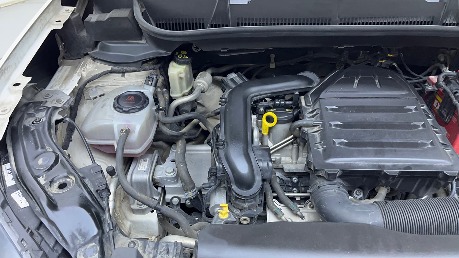 Used 2022 Volkswagen Taigun Topline 1.0 TSI AT Petrol Automatic engine ENGINE RIGHT SIDE VIEW