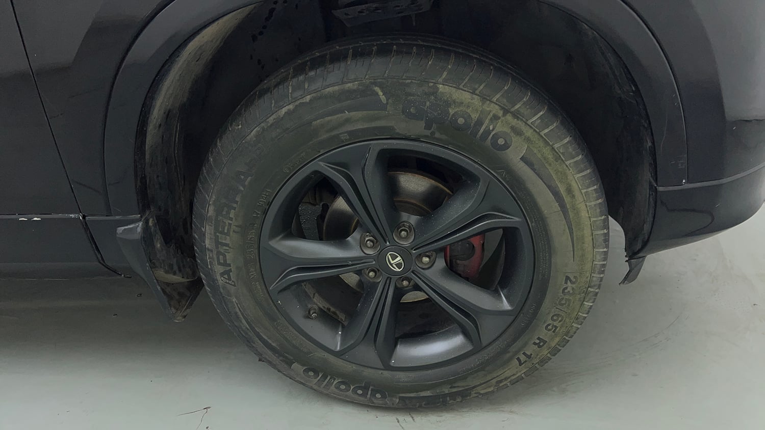 Used 2021 Tata Harrier XT Plus Dark Edition Diesel Manual tyres RIGHT FRONT TYRE RIM VIEW