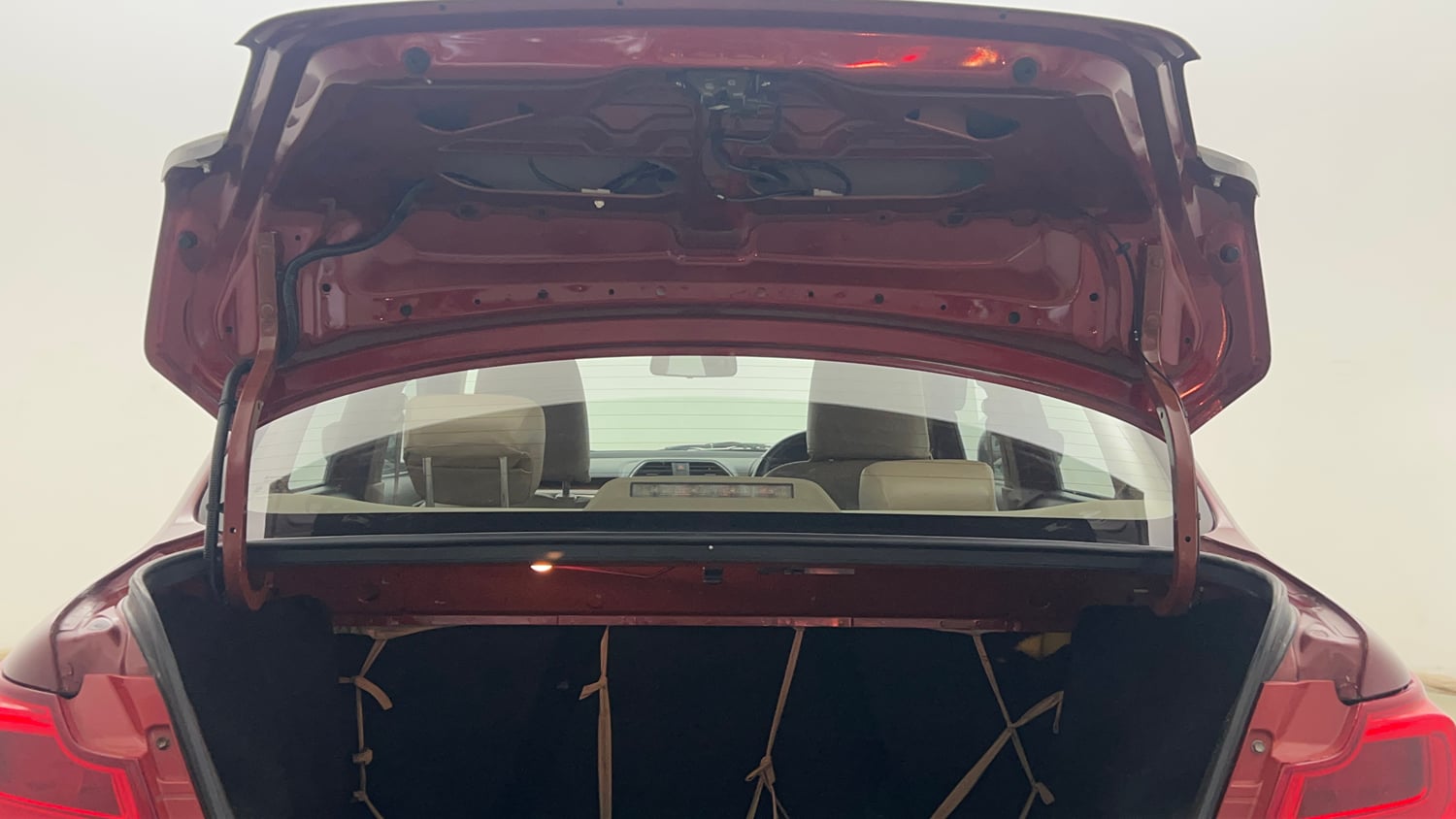 Used 2018 Maruti Suzuki Dzire ZXi Plus AMT Petrol Automatic interior DICKY DOOR OPEN VIEW