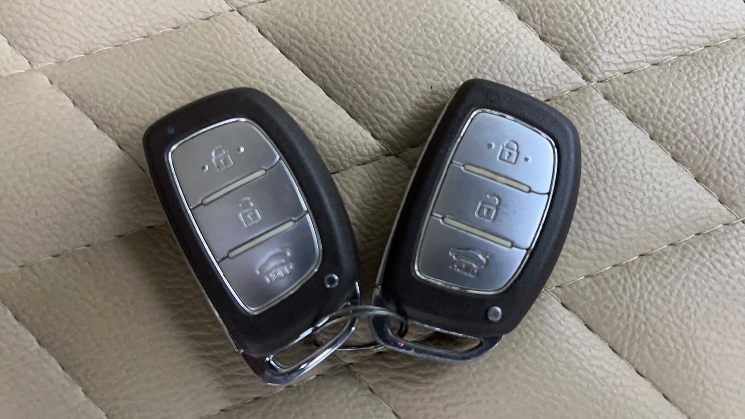 Used 2015 Hyundai Grand i10 Asta 1.2 Kappa VTVT Petrol Manual extra CAR KEY VIEW