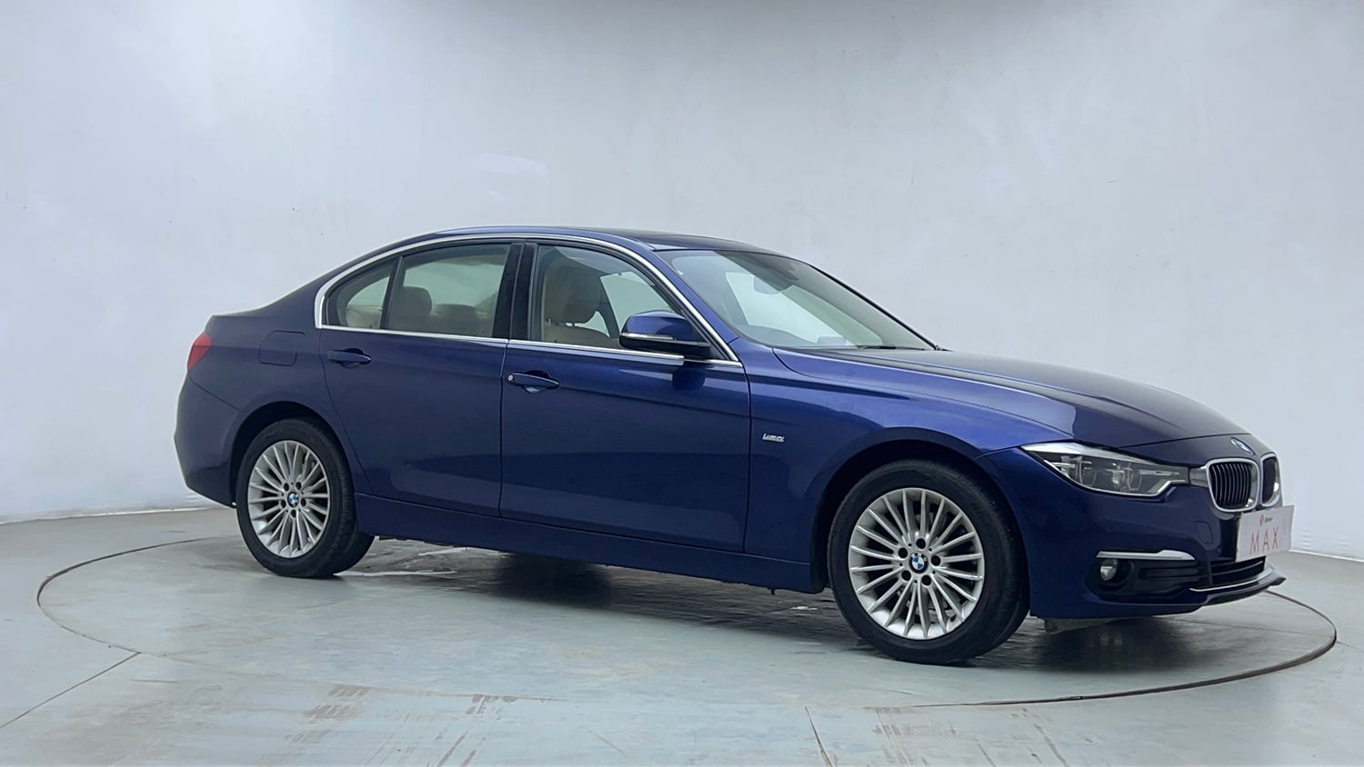 Used 2018 BMW 3 Series 320d Luxury Line Diesel Automatic exterior RIGHT FRONT CORNER VIEW