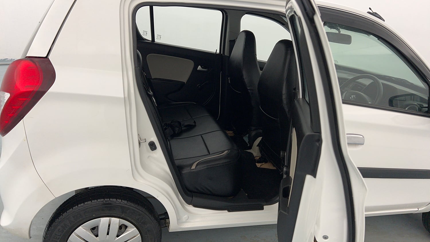 Used 2023 Maruti Suzuki Alto 800 VXi Petrol Manual interior RIGHT SIDE REAR DOOR CABIN VIEW