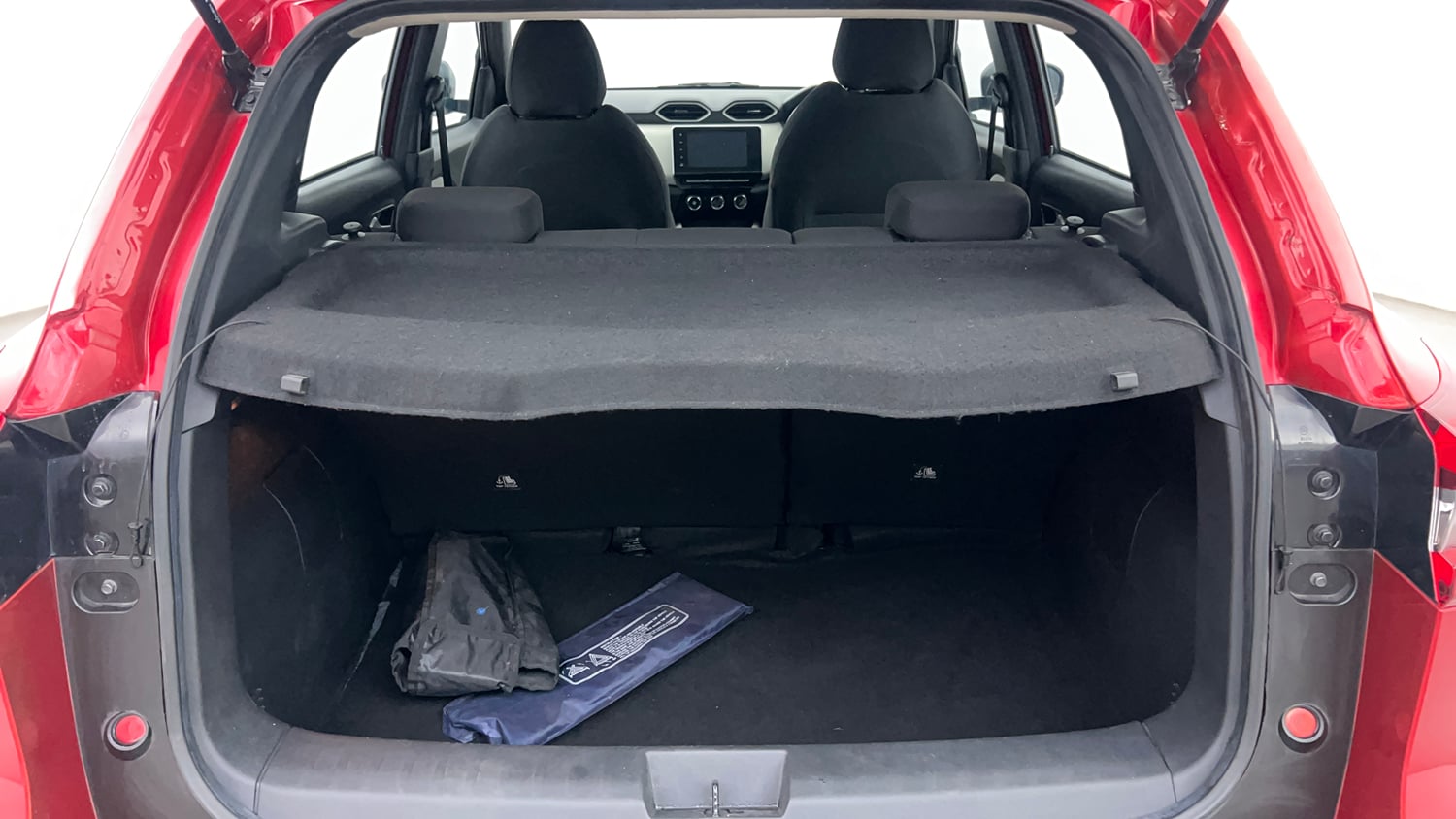Used 2023 Nissan Magnite XV Turbo CVT Petrol Automatic interior DICKY INSIDE VIEW