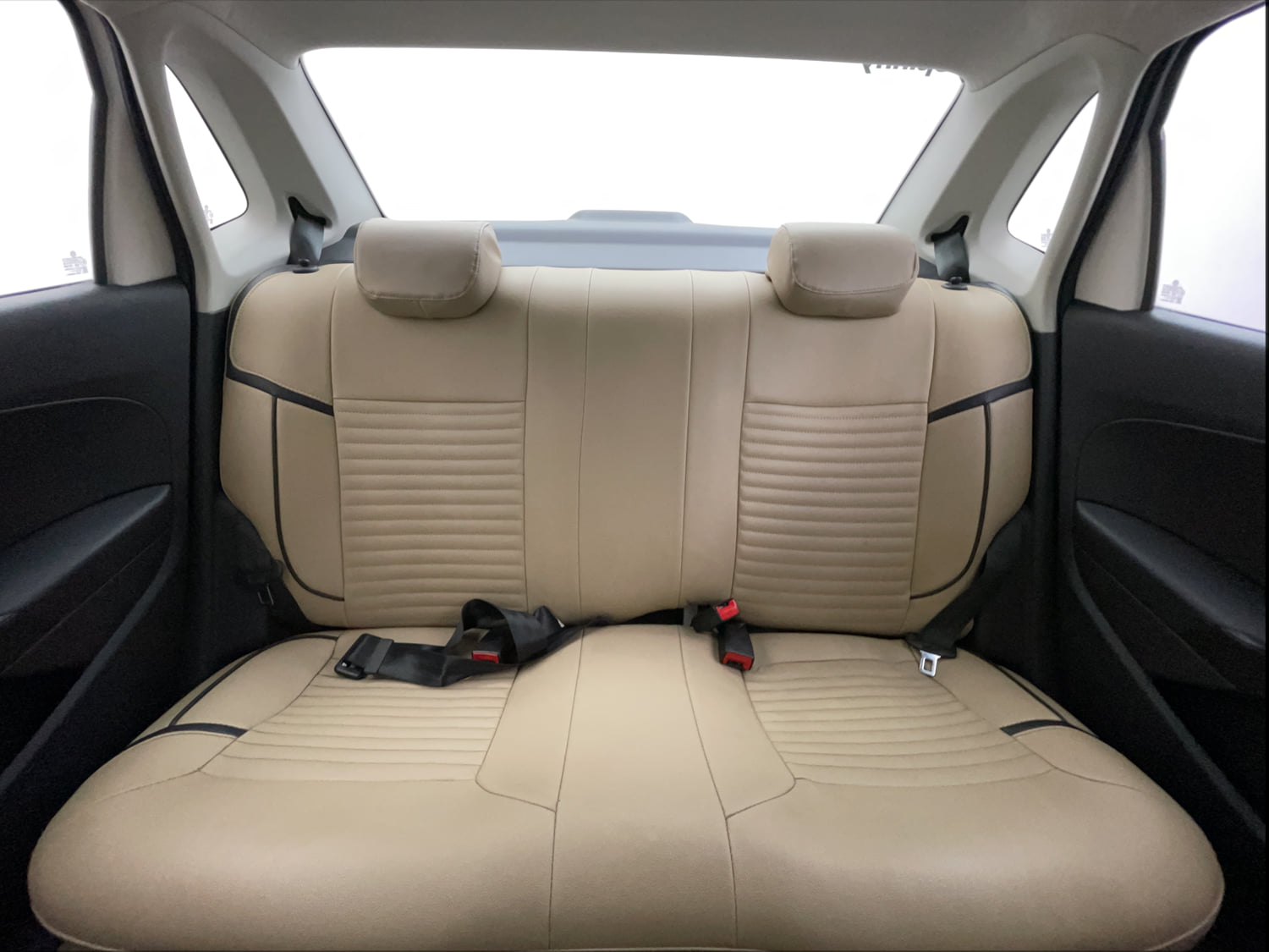 Used 2019 Volkswagen Ameo Trendline 1.0L (P) Petrol Manual interior REAR SEAT CONDITION VIEW