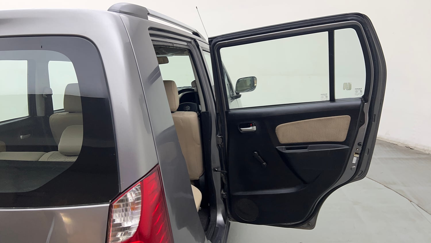 Used 2019 Maruti Suzuki Wagon R LXI CNG Cng Manual interior RIGHT REAR DOOR OPEN VIEW
