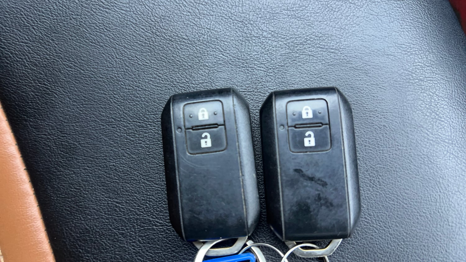 Used 2019 Maruti Suzuki Swift ZXi Plus AMT Petrol Automatic extra CAR KEY VIEW