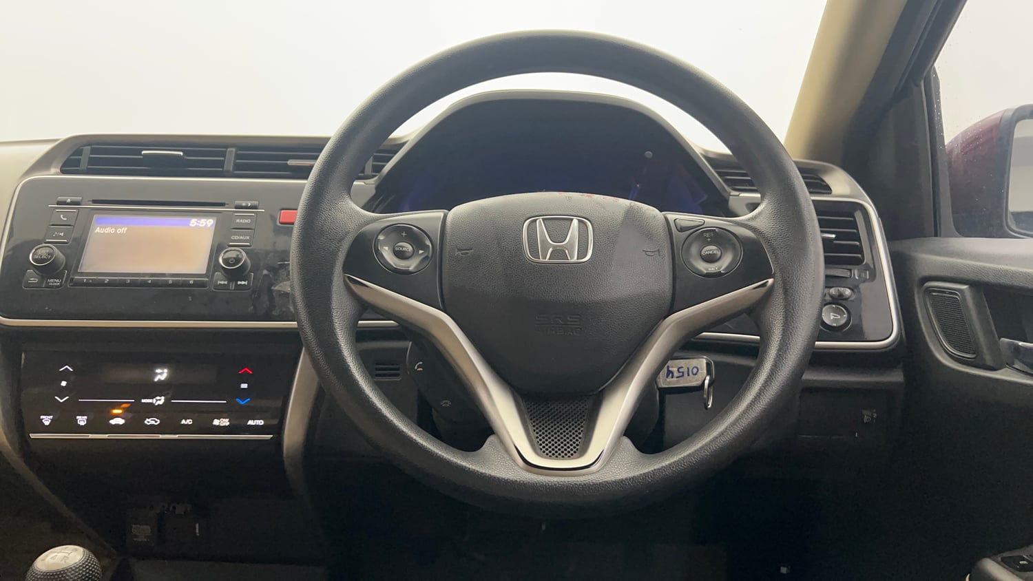 Used 2015 Honda City V Petrol Manual interior STEERING VIEW