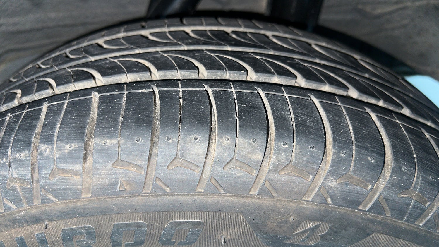 Used 2022 Honda Amaze S MT 1.2 Petrol Petrol Manual tyres LEFT REAR TYRE TREAD VIEW