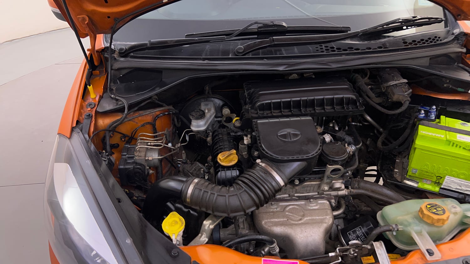 Used 2019 Tata Tiago Revotron XZ Plus Petrol Manual engine ENGINE RIGHT SIDE HINGE & APRON VIEW