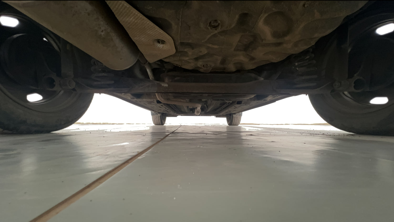 Used 2023 Nissan Magnite XE Petrol Manual extra REAR UNDERBODY VIEW (TAKEN FROM REAR)