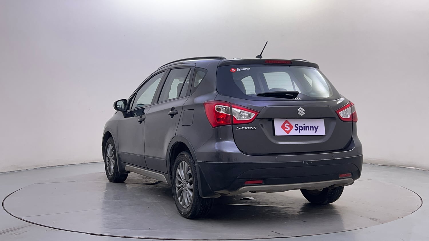 Used 2016 Maruti Suzuki S-Cross Zeta 1.3 Diesel Manual exterior LEFT REAR CORNER VIEW