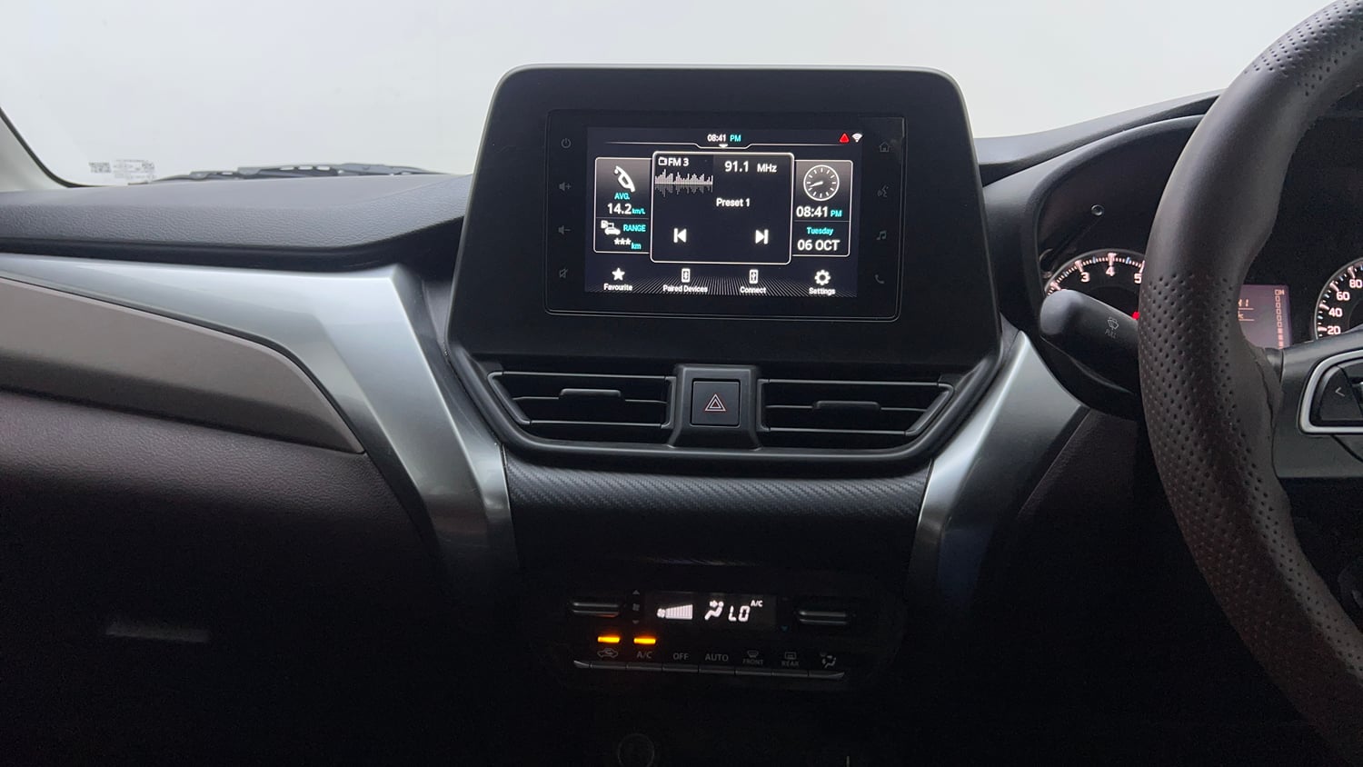 Used 2023 Maruti Suzuki Fronx Delta Plus 1.2L MT Petrol Manual top_features Integrated (in-dash) music system