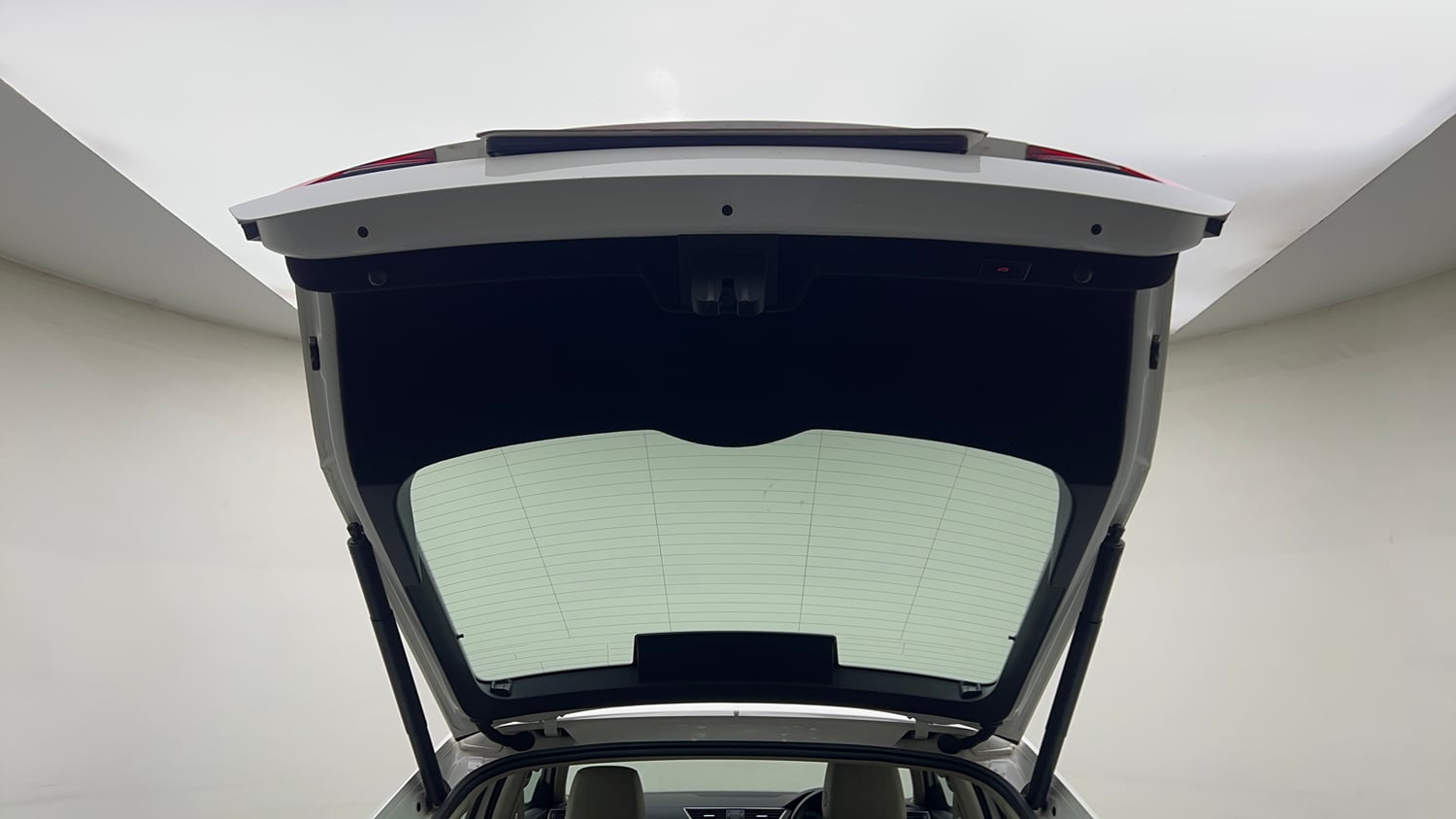 Used 2018 Skoda Superb L&K TSI AT Petrol Automatic interior DICKY DOOR OPEN VIEW