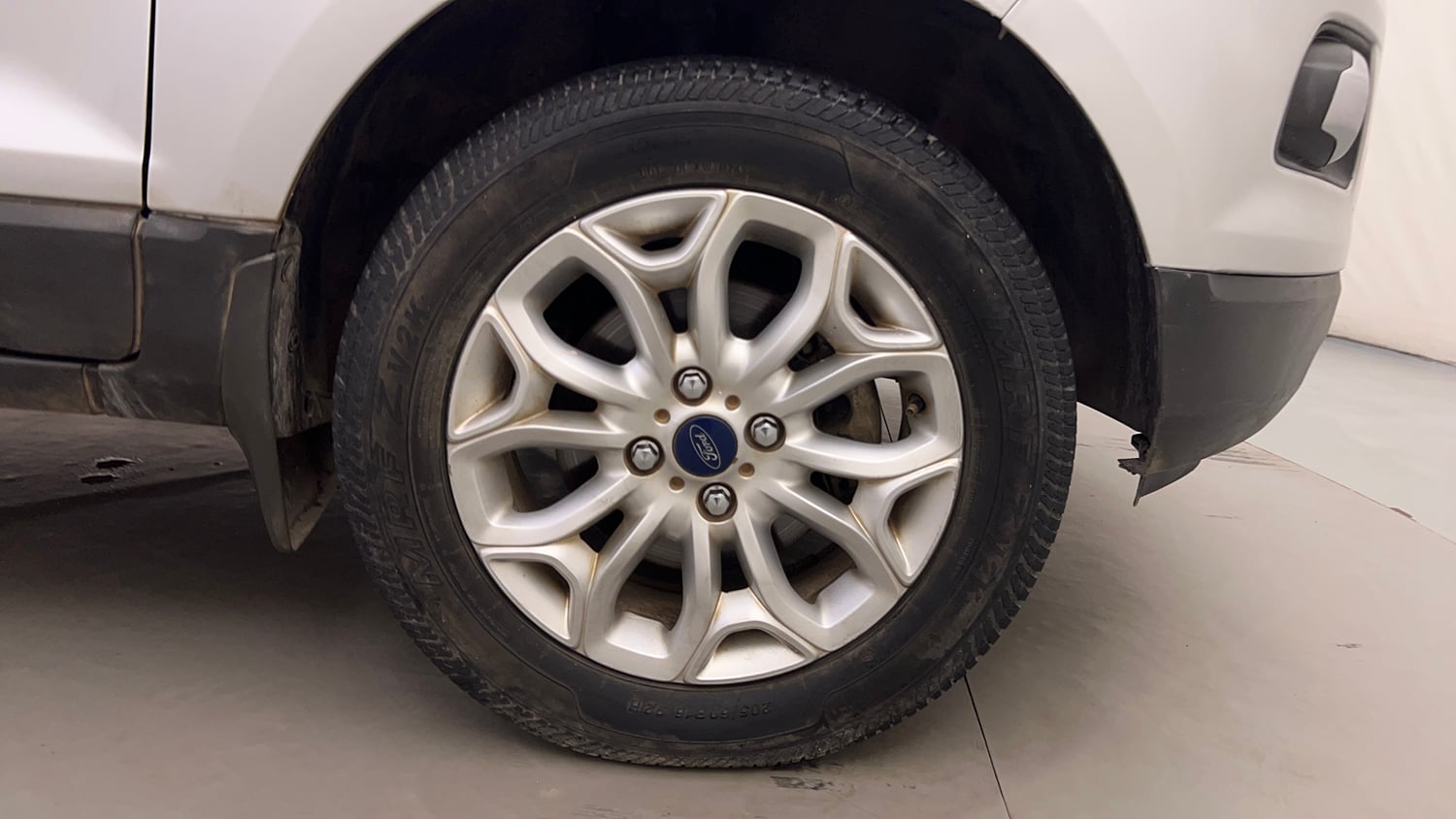 Used 2016 Ford EcoSport Titanium 1.5L Ti-VCT Petrol Manual tyres RIGHT FRONT TYRE RIM VIEW