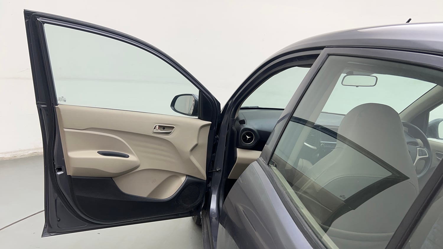 Used 2019 Hyundai Santro Sportz CNG Cng Manual interior LEFT FRONT DOOR OPEN VIEW