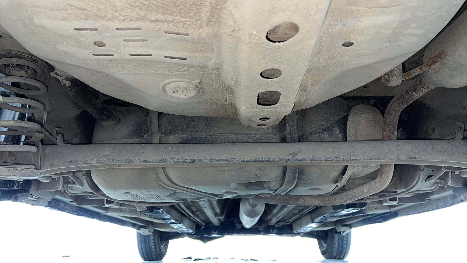 Used 2017 Maruti Suzuki Swift Lxi (O) Petrol Manual extra REAR UNDERBODY VIEW (TAKEN FROM REAR)