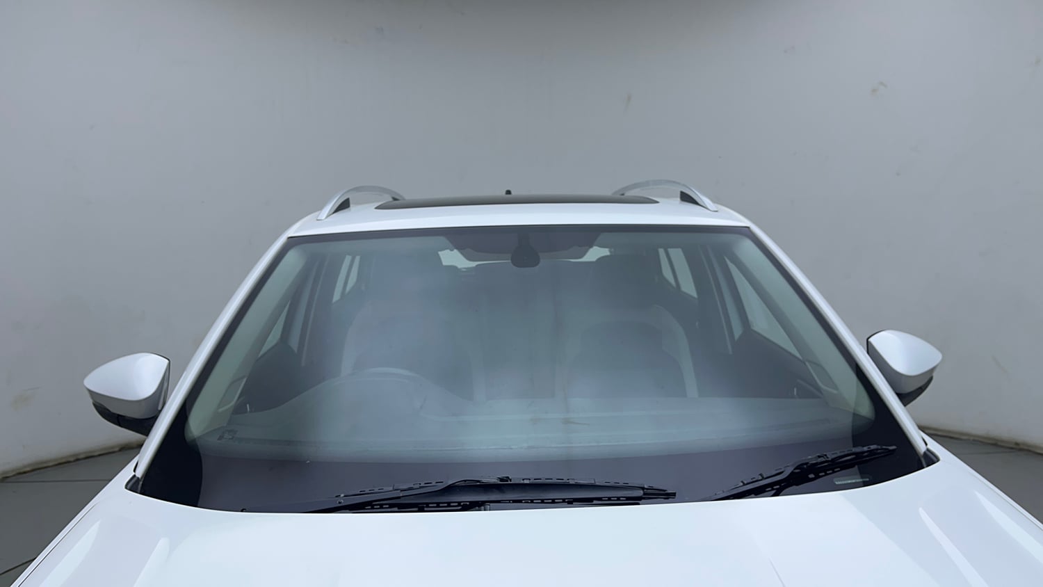Used 2022 Volkswagen Taigun Topline 1.0 TSI AT Petrol Automatic exterior FRONT WINDSHIELD VIEW