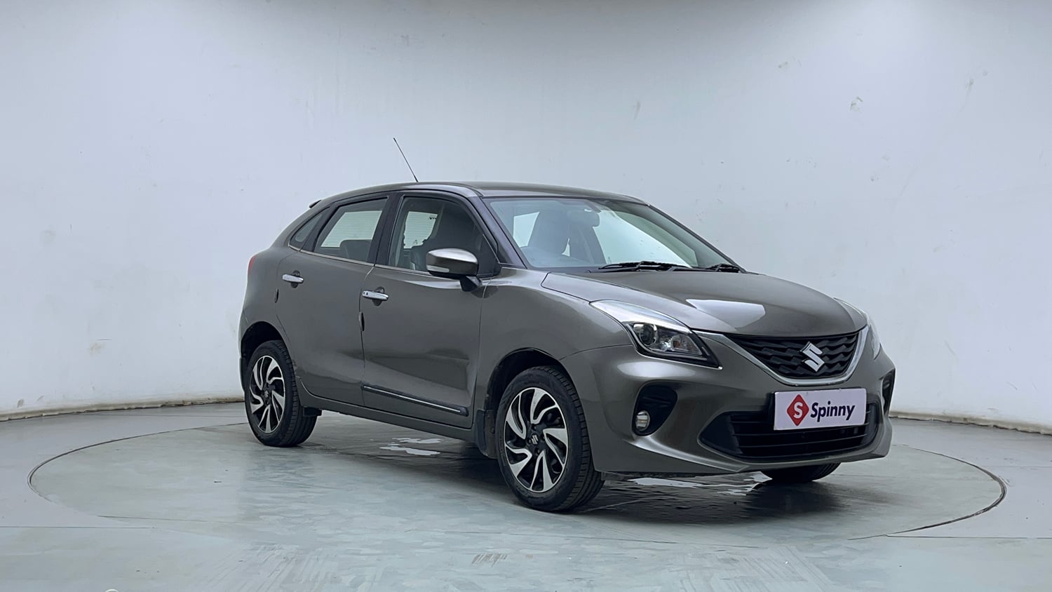 Used 2019 Maruti Suzuki Baleno Zeta Petrol Manual exterior RIGHT FRONT CORNER VIEW
