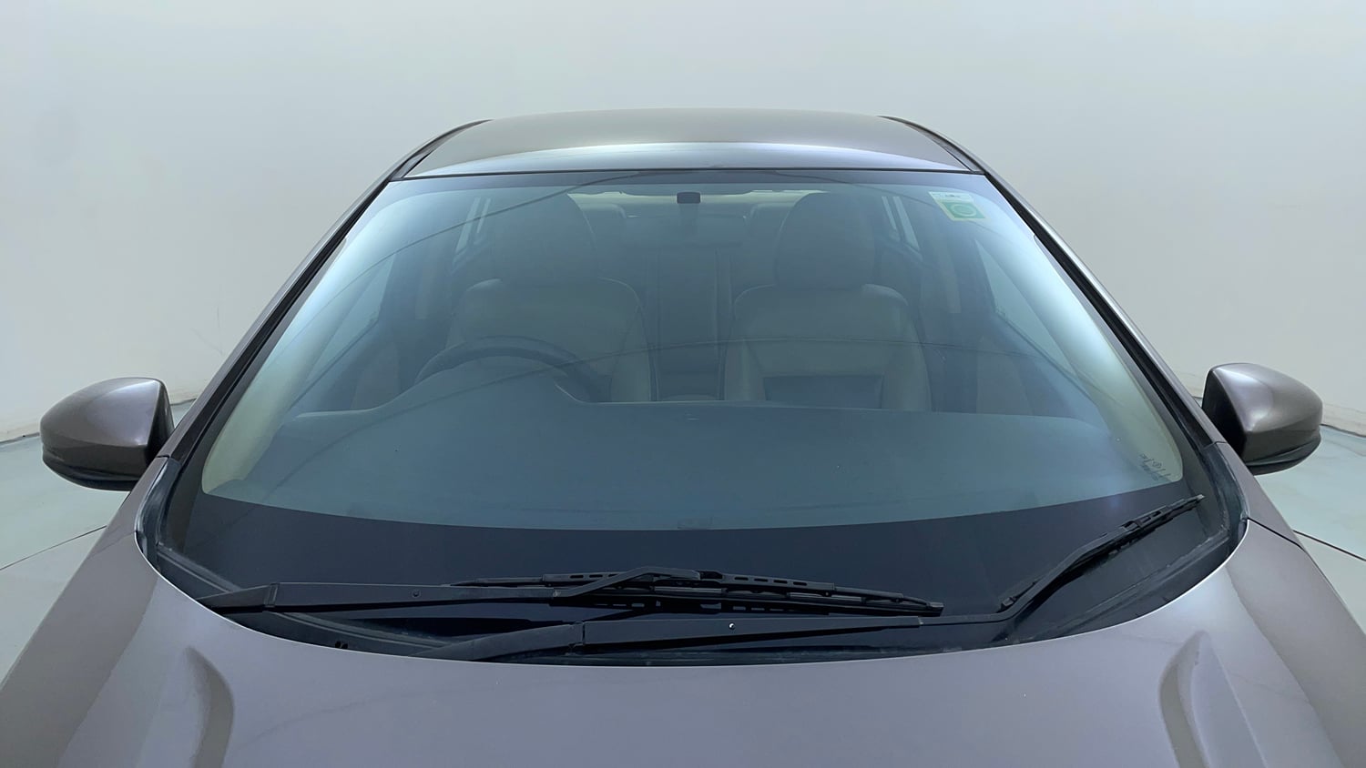 Used 2014 Honda City V Petrol Manual exterior FRONT WINDSHIELD VIEW