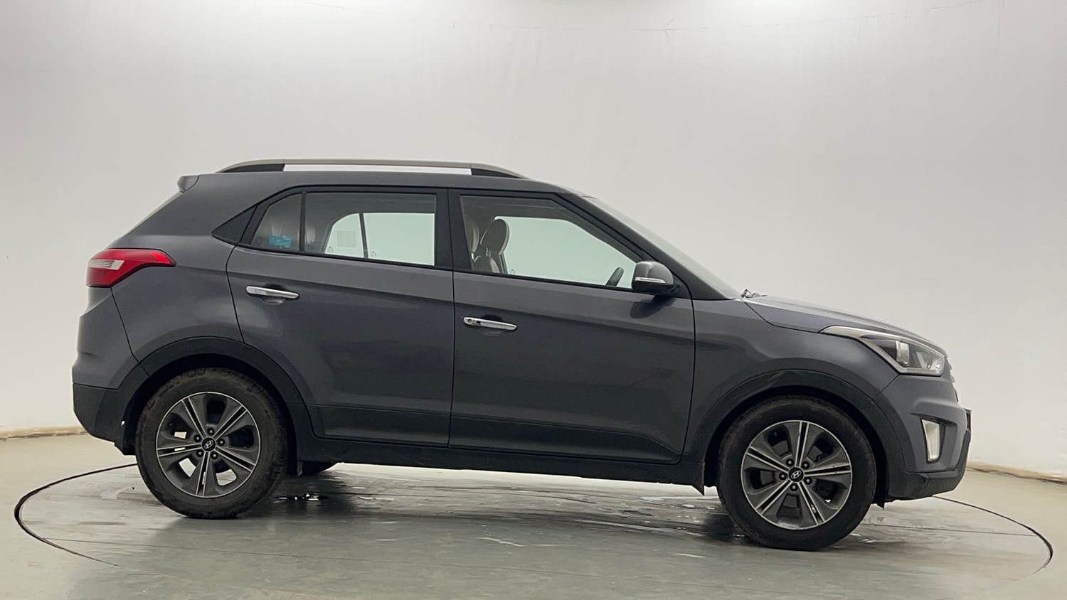 Used 2017 Hyundai Creta SX Plus 1.6 AT Petrol Petrol Automatic exterior RIGHT SIDE VIEW