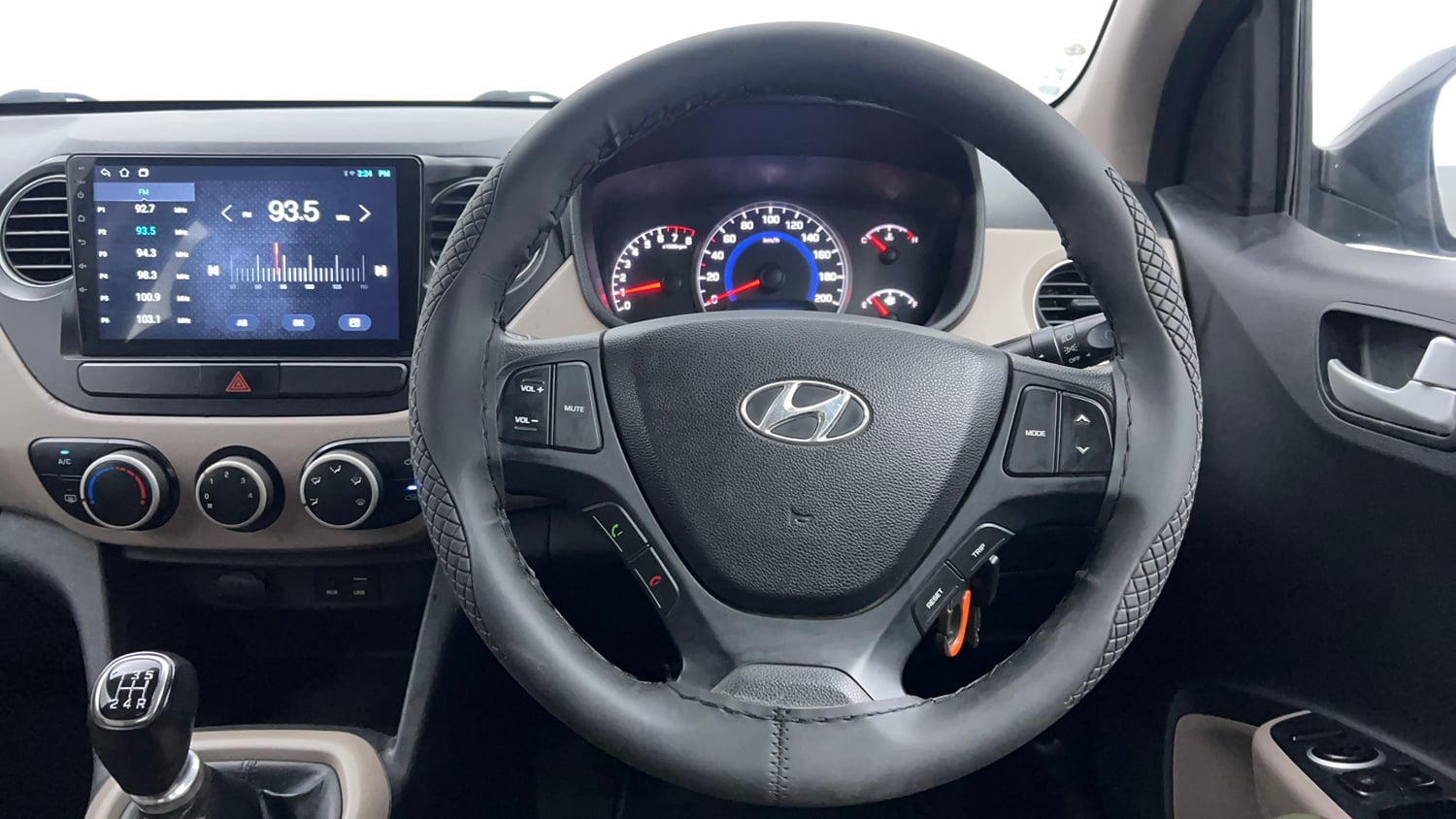 Used 2015 Hyundai Grand i10 Sportz 1.2 Kappa VTVT Petrol Manual interior STEERING VIEW