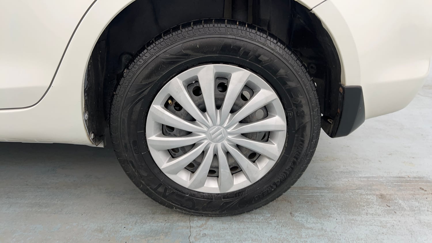 Used 2017 Maruti Suzuki Swift Dzire VDI Diesel Manual tyres LEFT REAR TYRE RIM VIEW