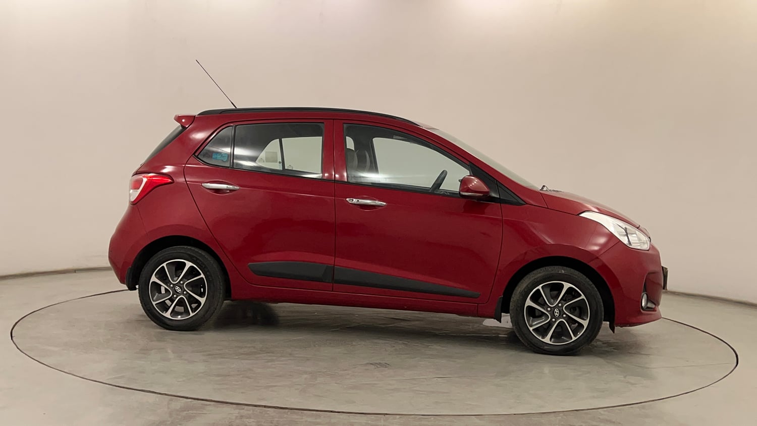 Used 2018 Hyundai Grand i10 Asta 1.2 Kappa VTVT Petrol Manual exterior RIGHT SIDE VIEW