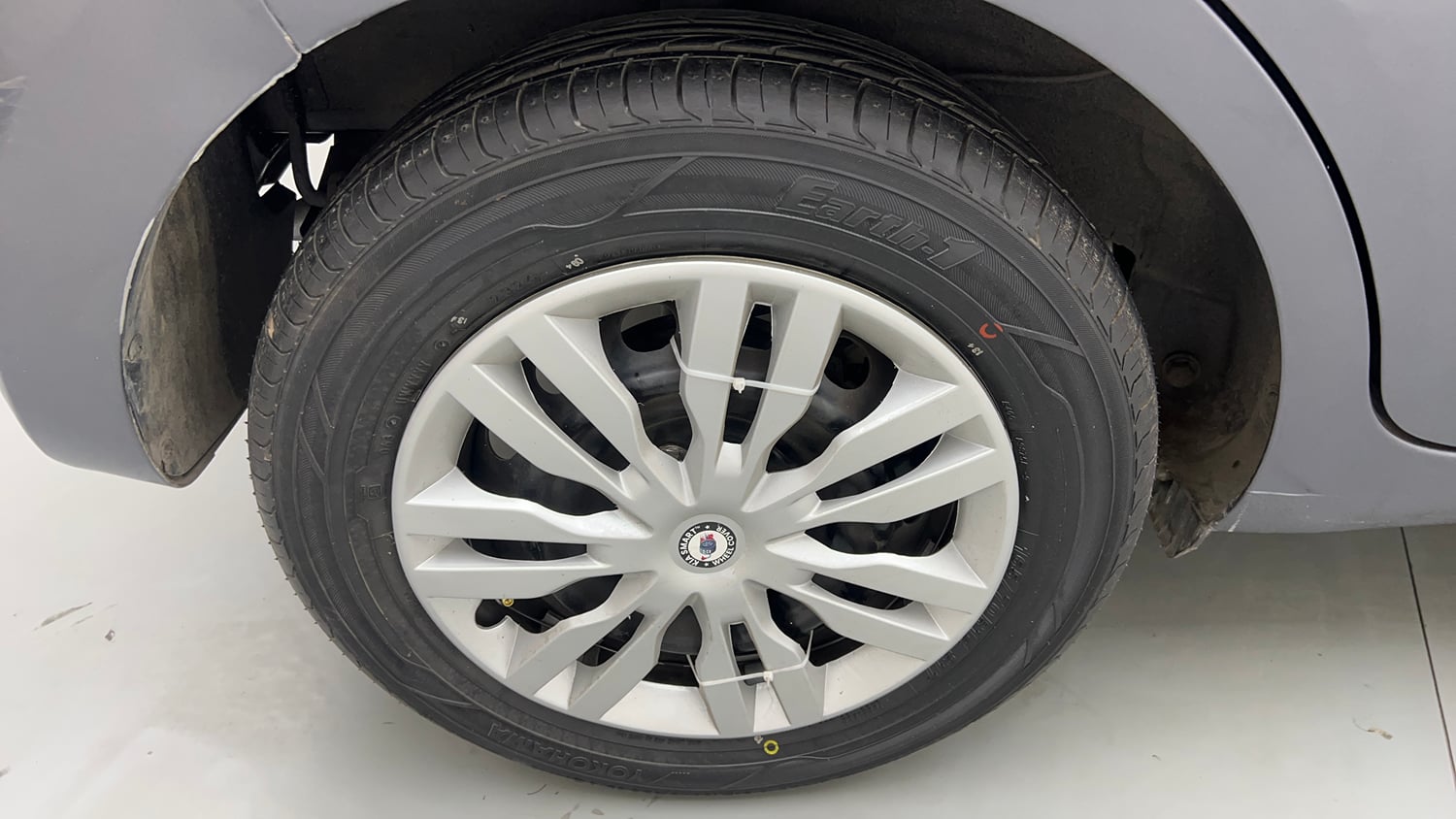 Used 2019 Hyundai Santro Sportz CNG Cng Manual tyres RIGHT REAR TYRE RIM VIEW