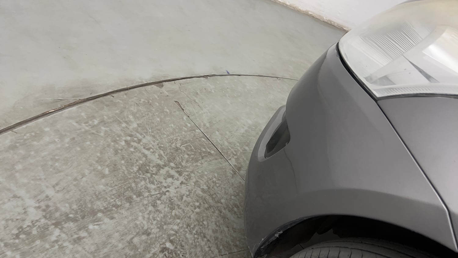 Used 2014 Maruti Suzuki Swift VXi Petrol Manual dents MINOR SCRATCH