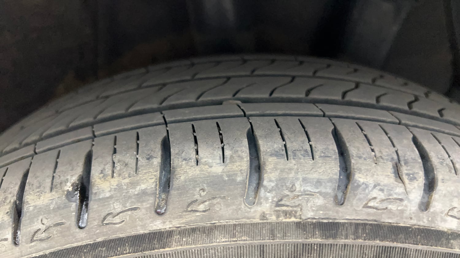 Used 2022 Hyundai Aura S 1.2 AMT Petrol Petrol Automatic tyres LEFT REAR TYRE TREAD VIEW