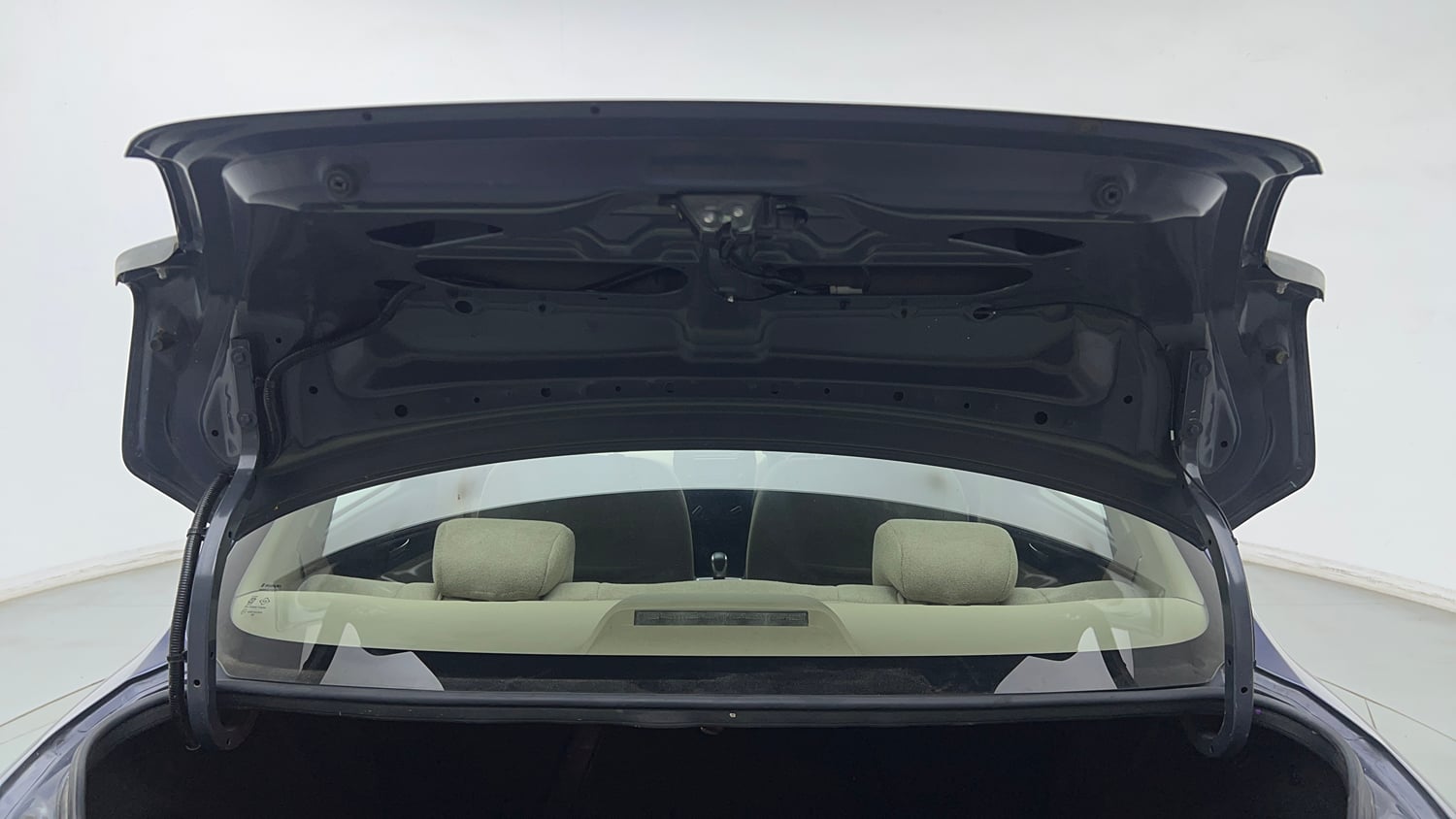 Used 2017 Maruti Suzuki Dzire VXi AMT Petrol Automatic interior DICKY DOOR OPEN VIEW