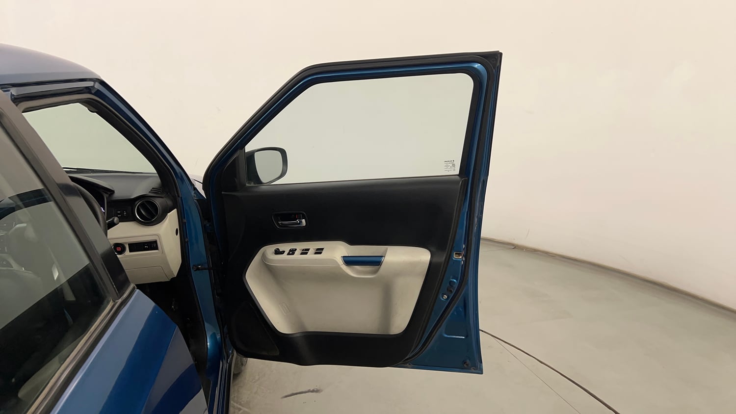 Used 2018 Maruti Suzuki Ignis Zeta 1.2 AMT Petrol Automatic interior RIGHT FRONT DOOR OPEN VIEW
