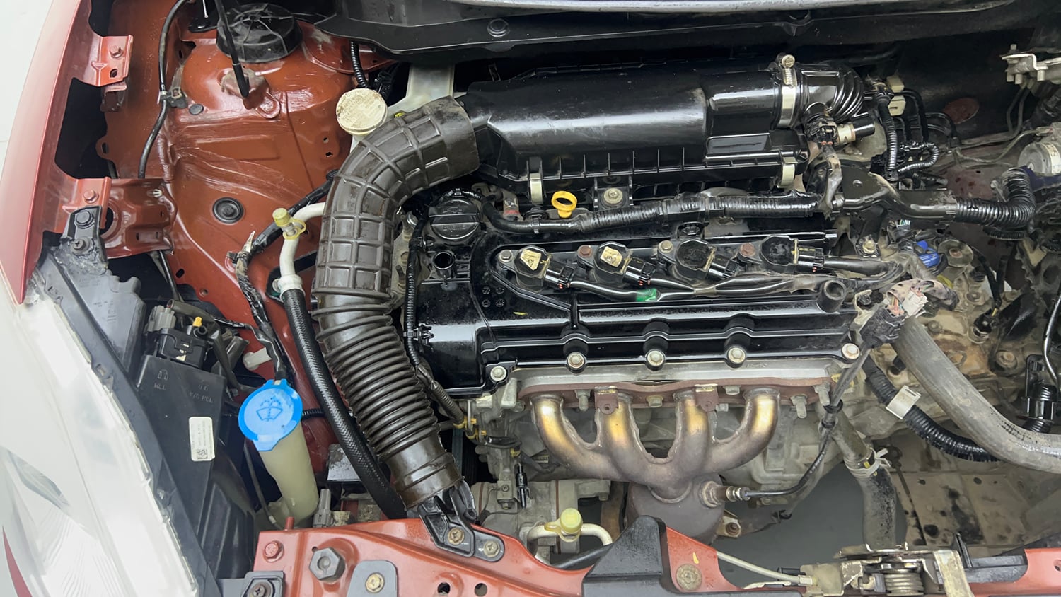 Used 2017 Maruti Suzuki Dzire VXi Petrol Manual engine ENGINE RIGHT SIDE VIEW