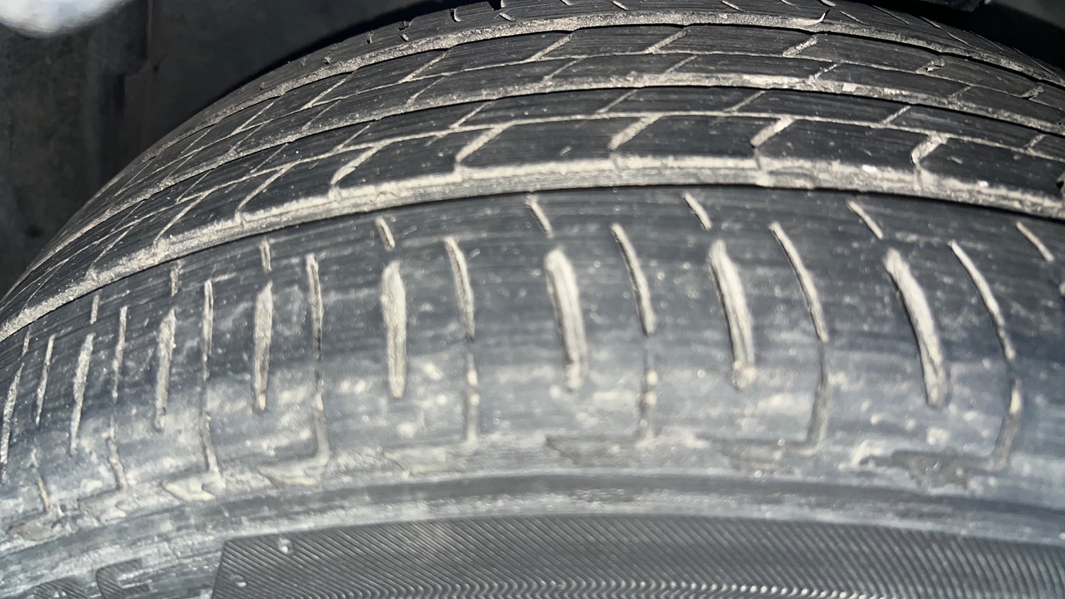 Used 2018 Honda City VX Petrol Petrol Manual tyres LEFT FRONT TYRE TREAD VIEW