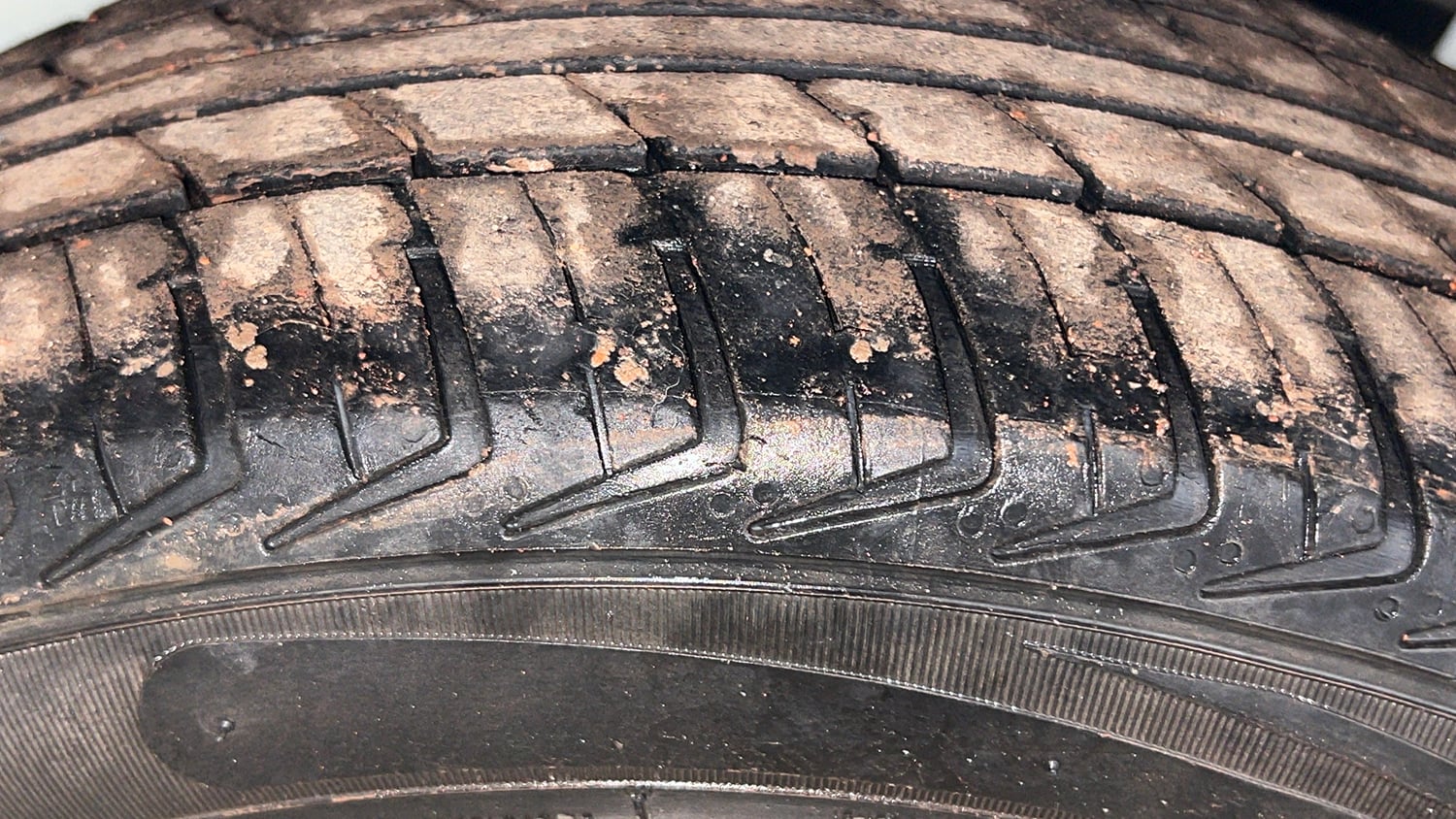 Used 2017 Maruti Suzuki Alto K10 VXi (O) Petrol Manual tyres RIGHT REAR TYRE TREAD VIEW