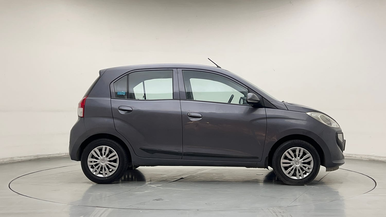Used 2019 Hyundai Santro Sportz CNG Cng Manual exterior RIGHT SIDE VIEW