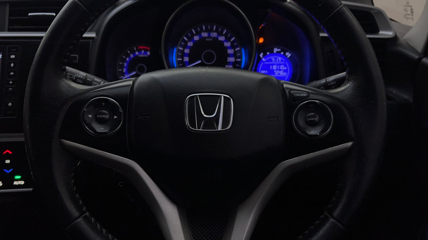Used 2021 Honda WR-V VX MT Petrol Petrol Manual top_features Airbags