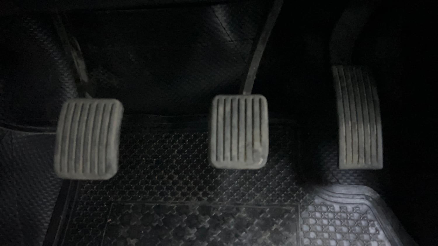 Used 2015 Hyundai Grand i10 Asta 1.2 Kappa VTVT Petrol Manual interior PEDALS VIEW