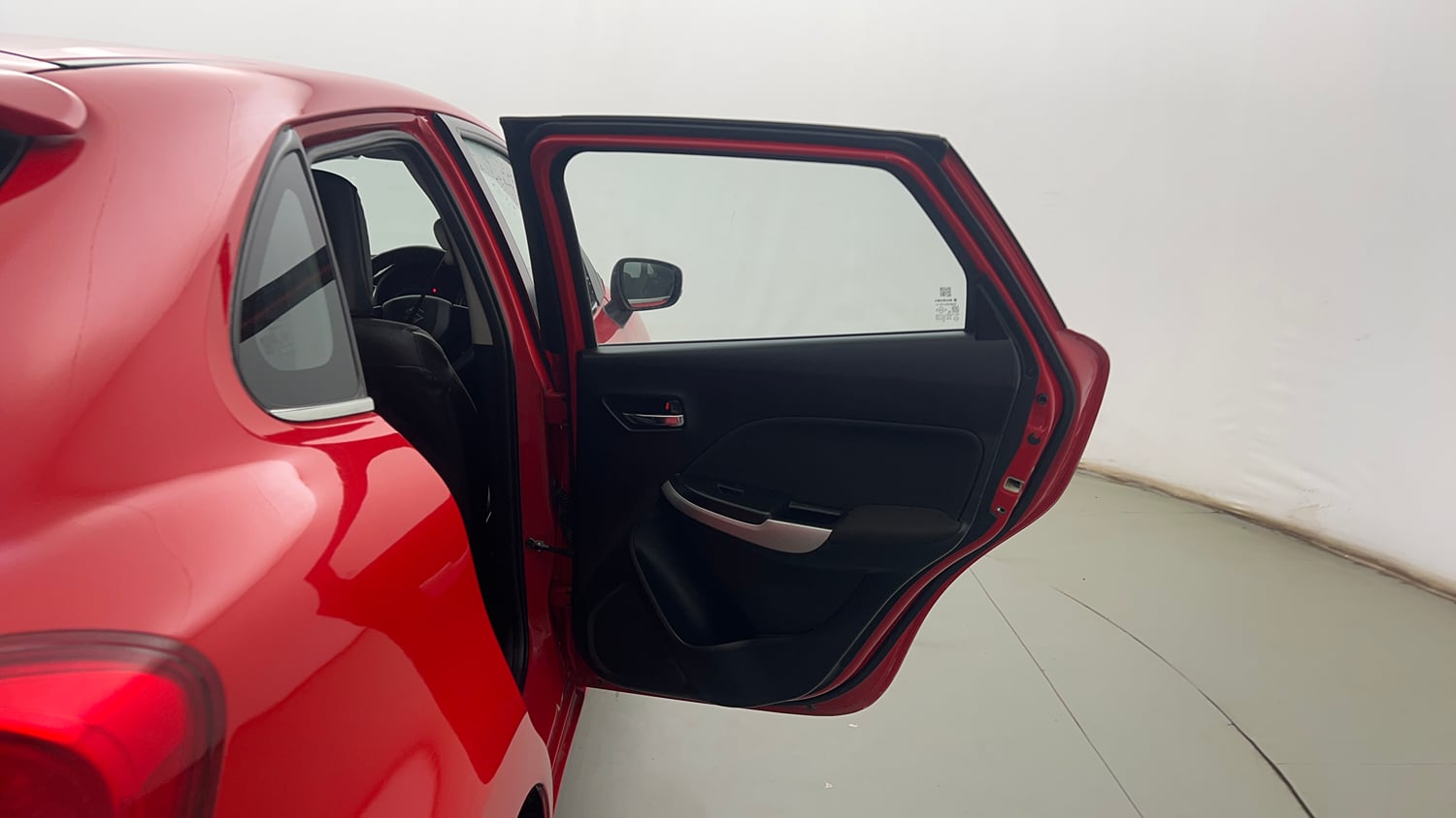 Used 2018 Maruti Suzuki Baleno Delta 1.2 Petrol Manual interior RIGHT REAR DOOR OPEN VIEW