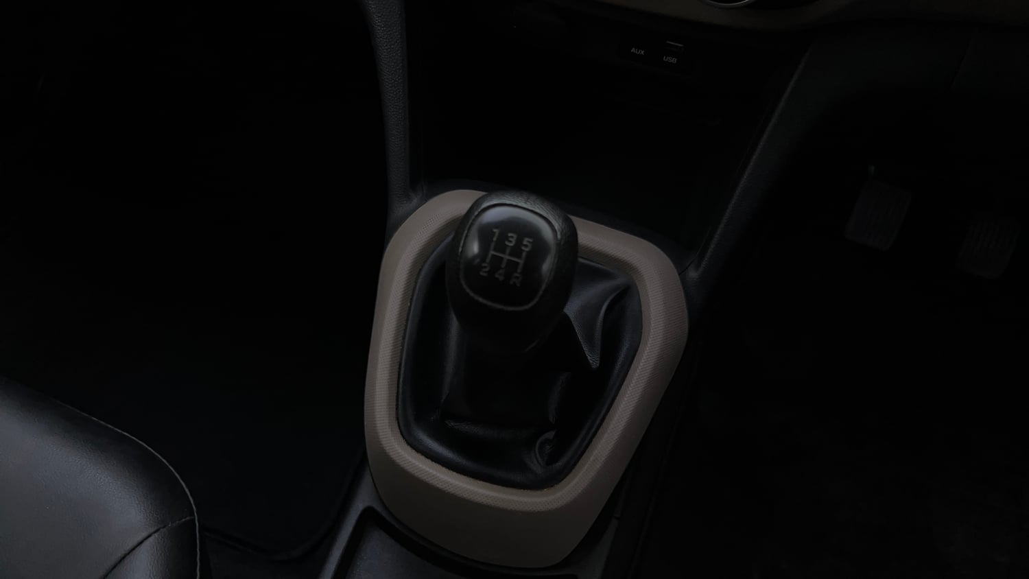 Used 2018 Hyundai Grand i10 Magna 1.2 Kappa VTVT Petrol Manual interior GEAR  KNOB VIEW