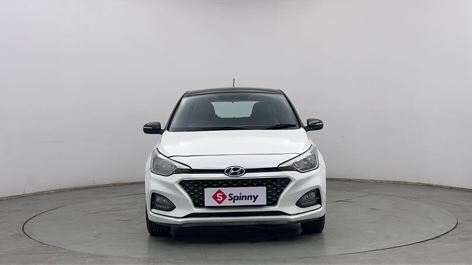 Used 2019 Hyundai Elite i20 Sportz Plus 1.2 Dual Tone Petrol Manual exterior FRONT VIEW
