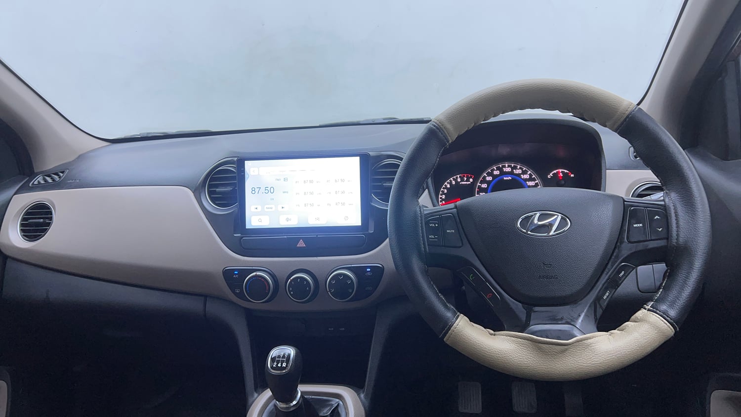Used 2015 Hyundai Grand i10 Asta 1.2 Kappa VTVT Petrol Manual interior DASHBOARD VIEW