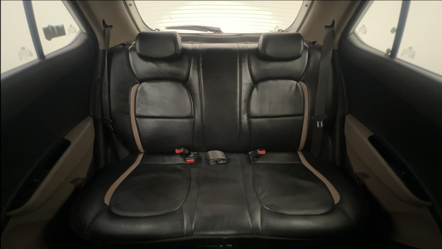 Used 2015 Hyundai Grand i10 Asta 1.2 Kappa VTVT Petrol Manual interior REAR SEAT CONDITION VIEW