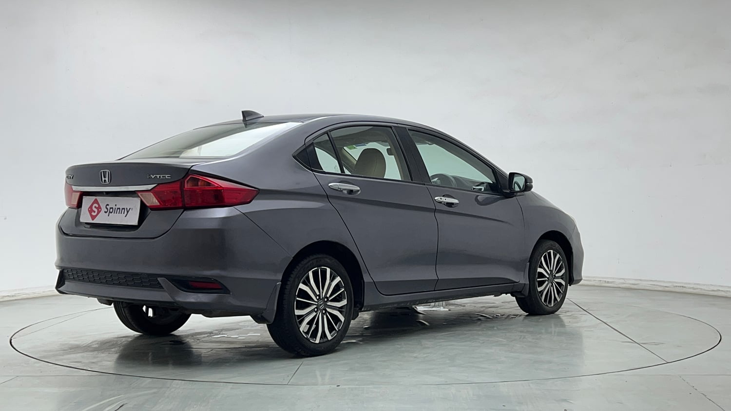 Used 2018 Honda City VX Petrol Petrol Manual exterior RIGHT REAR CORNER VIEW