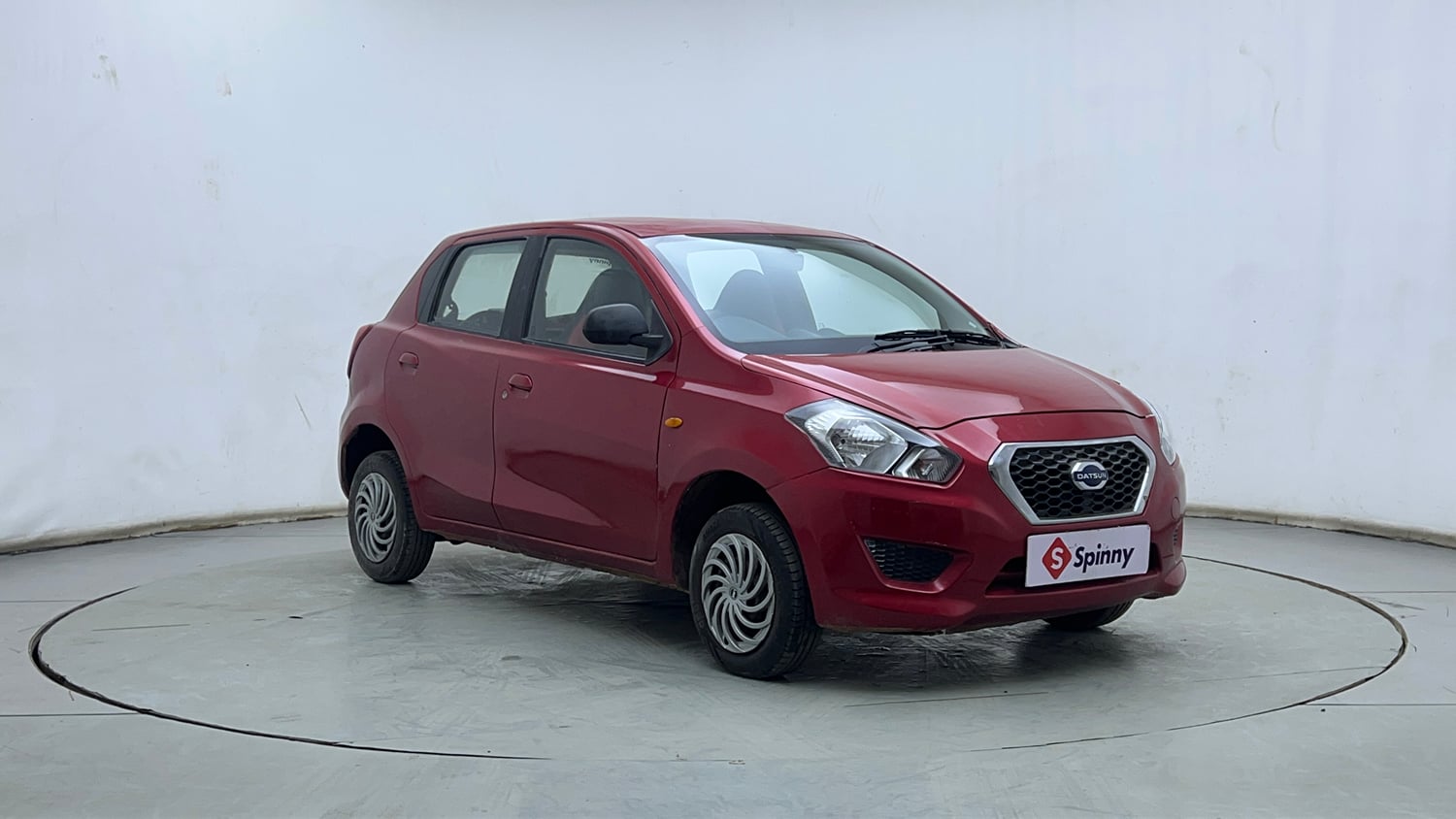 Used 2016 Datsun GO T Petrol Manual exterior RIGHT FRONT CORNER VIEW