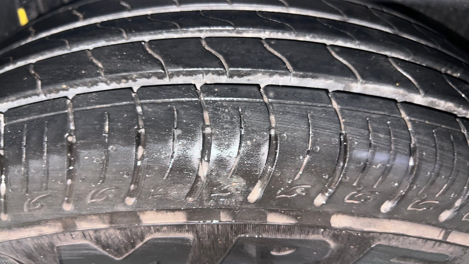 Used 2025 Mahindra XUV 3XO AX5 1.5 Diesel Autoshift Plus Diesel Automatic tyres LEFT REAR TYRE TREAD VIEW