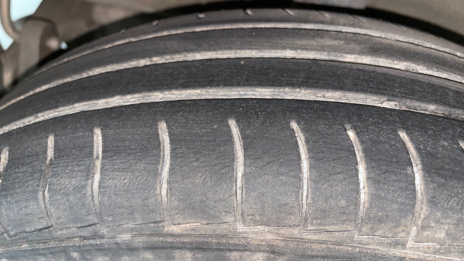 Used 2019 Hyundai Santro Era Executive Petrol Manual tyres RIGHT REAR TYRE TREAD VIEW