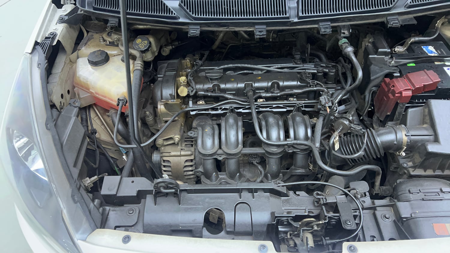Used 2017 Ford Figo Titanium 1.2 Ti-VCT Petrol Manual engine ENGINE RIGHT SIDE VIEW