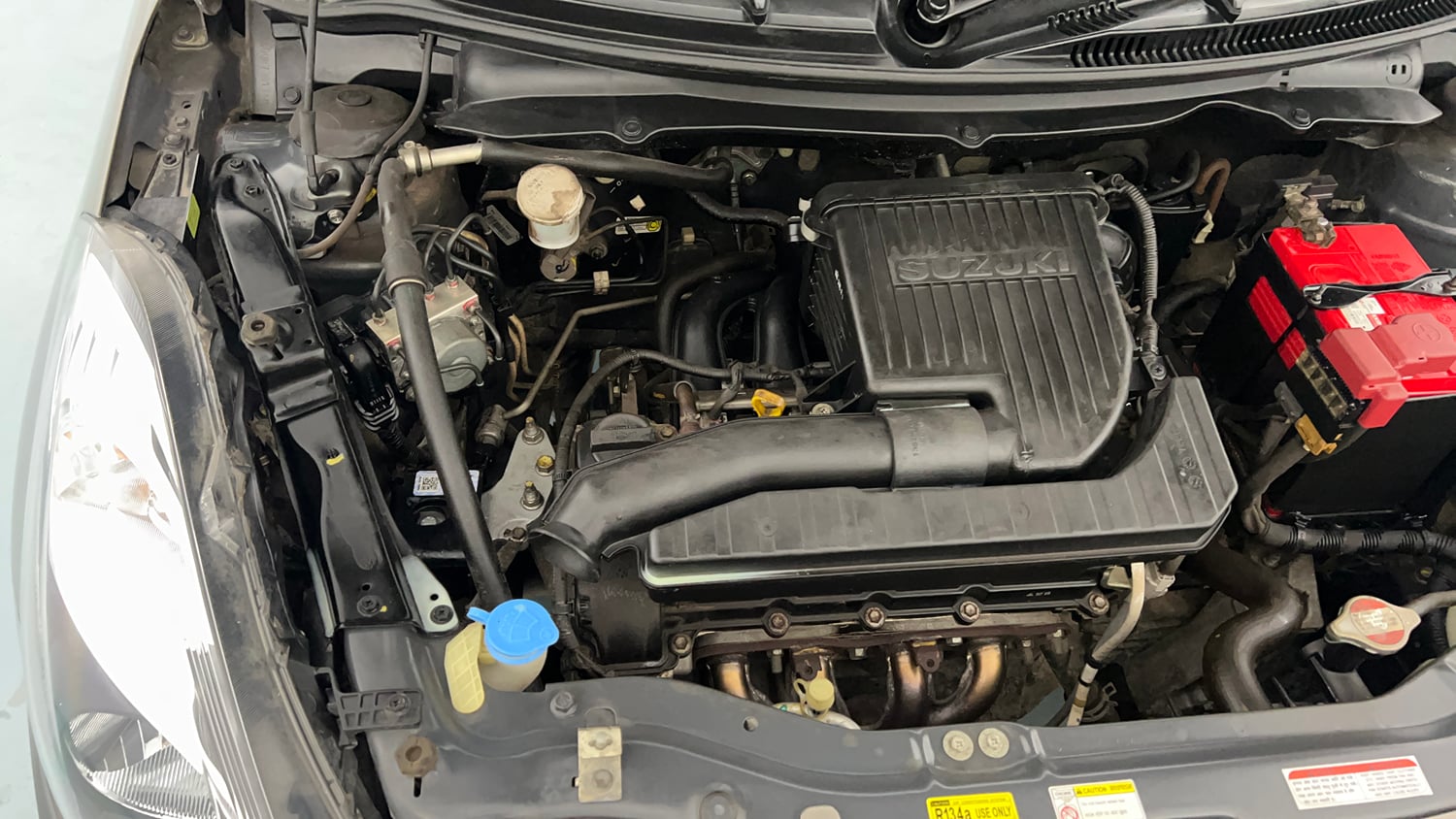 Used 2016 Maruti Suzuki Swift Dzire ZXI Petrol Manual engine ENGINE RIGHT SIDE VIEW
