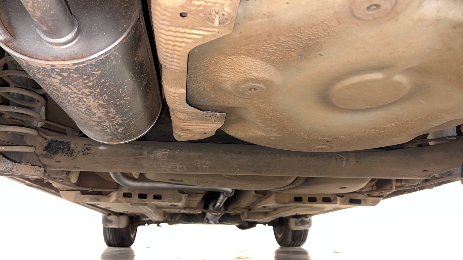 Used 2013 Volkswagen Polo Highline1.2L (P) Petrol Manual extra REAR UNDERBODY VIEW (TAKEN FROM REAR)